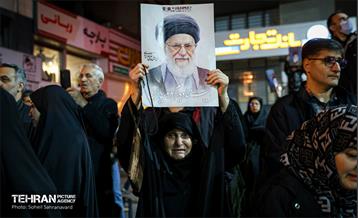 مراسم سوگواری هفتمین روز شهادت رهبر انقلاب در میدان هفت‌حوض
