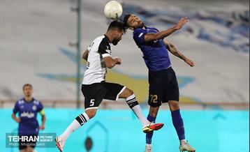 دیدار تیم های فوتبال استقلال تهران و هوادار تهران 15