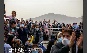 اجرای گروه موسیقی لیان در برج میلاد 11