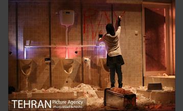 نمایش کلاغ‎ 27