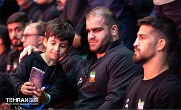 مراسم تجلیل از کشتی‌گیران قهرمان (جشنی برای ایران)  9