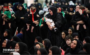 مراسم شیرخوارگان حسینی در مصلای تهران 17