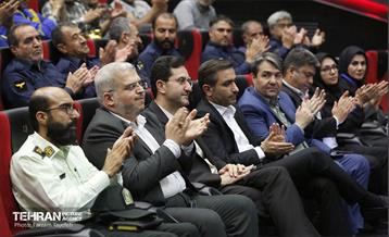 همایش تجلیل از کارگران شهرداری منطقه ۵ 39