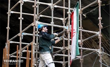 اینجا کارگاهه؛ مترو ورزشگاه تختی 15