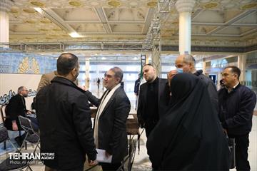 میز خدمت شهرداری تهران در نماز جمعه 1