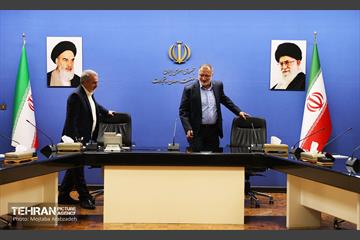تفاهم‌نامه همکاری شهرداری تهران و وزارت صمت 13