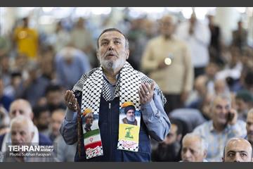 نماز جمعه «خشم و نصر» در تهران 34