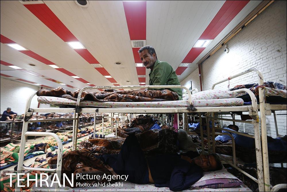 بازدید اعضای شورای شهر از سامانسرای اسلامشهر و گرمخانه خاوران 25