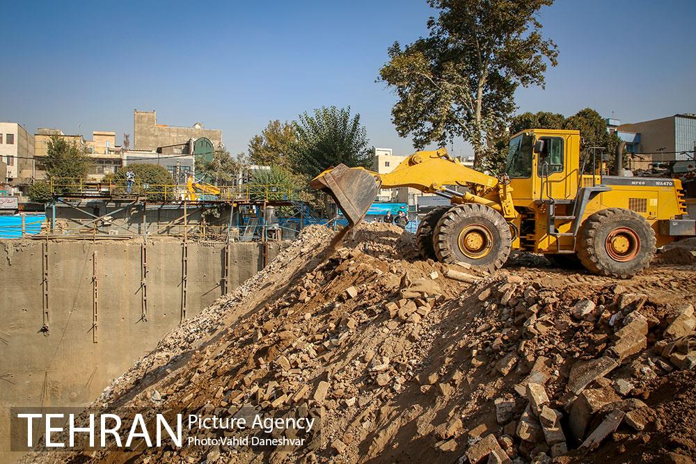 پر کردن گود میدان مقدم 34