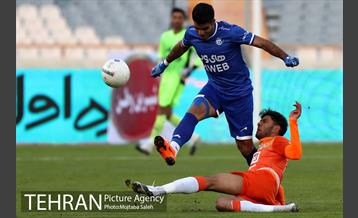 دیدار تیم های فوتبال استقلال و سایپا 6