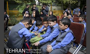 آئین نواختن زنگ مهر و آغاز سال تحصیلی 18