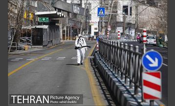 عملیات گسترده ضدعفونی خیابان ولیعصر (عج) توسط آتش نشانان تهران 20