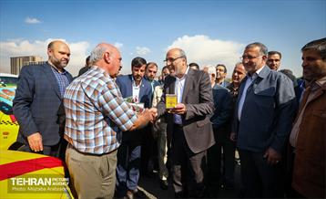 آیین بهره‌برداری از ۲۰۰ اتوبوس و ۶۲ مینی‌بوس 12