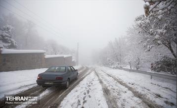 روایت مه‌و‌برف در بوستان سنگی تهران  1