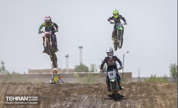 رانـد اول مسابقات موتورکراس کشور  19