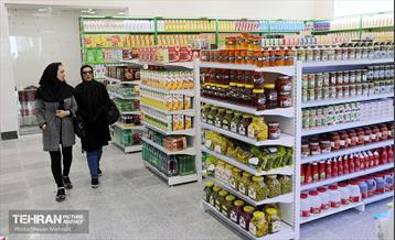 افتتاح بازار میوه و تره‌بار در منطقه 22 32