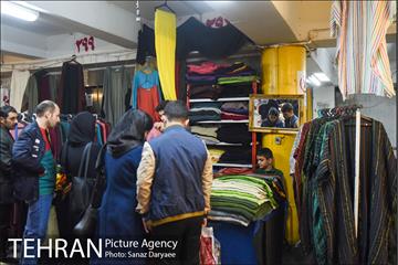 بازارچه نوروزی بساط گستران پارکینگ پروانه 14