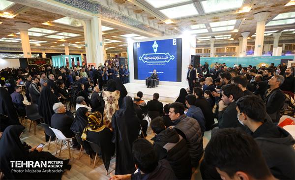 حضور شهردار تهران در نمایشگاه قرآن 7