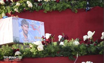 تشییع پیکر شهدای مدافع حرم  11