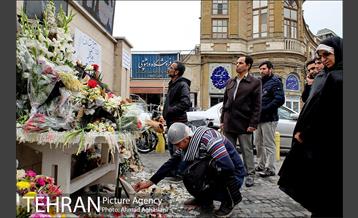 ادای احترام تهرانی ها به شهدای آتش نشان پلاسکو 7