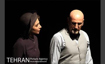 نمایش اکتبر 1942 پاریس 20