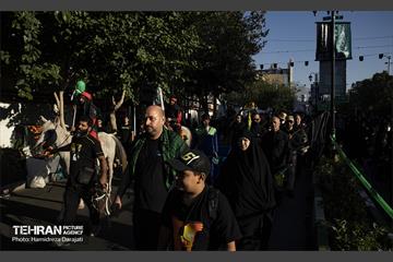 نجات اهل عالم با حسین است  15