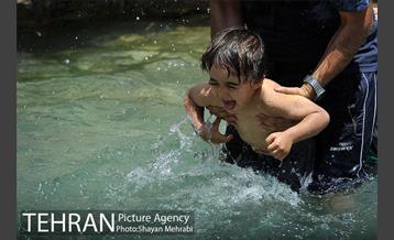 جاری‌ شدن آب در چشمه‌علی 26