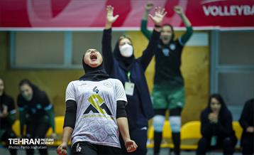 دیدار دو تیم والیبال زنان سایپا و ذوب آهن اصفهان 18