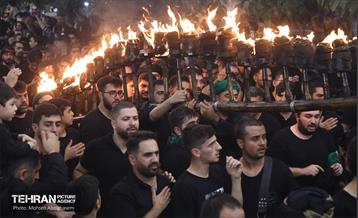 آیین مشعل‌گردانی در دولت آباد تهران 12