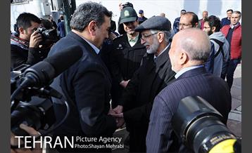 آیین کاشت 40 اصله درخت، به مناسبت چهلمین سالگرد انقلاب اسلامی باحضور شهردار تهران 6