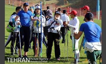 اولین روز رقابت های اسکی چمن قهرمانی جوانان جهان 11