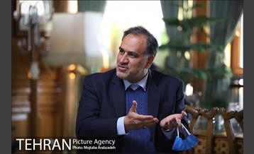 جلسه مشترک شهردار تهران با مدیران‌عامل پرسپولیس و استقلال 16