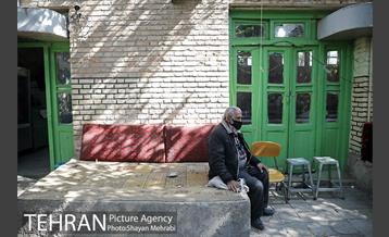 بازدید شهردار تهران از قهوه‌خانه حسین رمضان یخی در محله دروازه غار 9