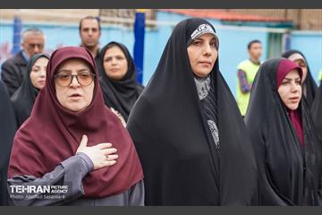 گرامیداشت روز 13 آبان در مدرسه شهید فهمیده  12
