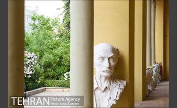 عمارت عین الدوله (نگارخانه برگ) 5