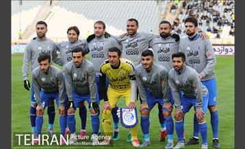 دیدار استقلال و پدیده در لیگ برتر فوتبال
