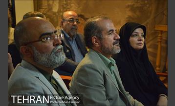 رونمایی از پوستر جشنواره عکس "شهرنگاه" 8