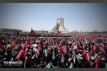 تشییع پیکر آقای شهید ایران - 4 55