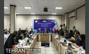 نشست هم اندیشی شهردار تهران با اصحاب رسانه 16