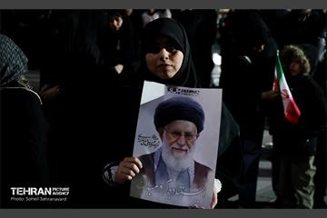 مراسم سوگواری هفتمین روز شهادت رهبر انقلاب در میدان هفت‌حوض