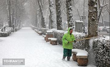 عملیات برف‌روبی در پایتخت 12