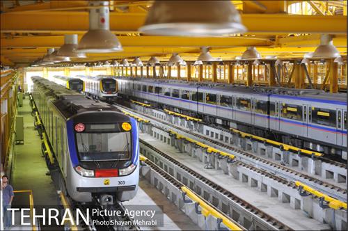 بهره برداری از پایانه مترو کلاهدوز با حضور شهردار تهران 39