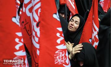 عزاداری روز عاشورا به نیابت از رهبر شهید انقلاب 13
