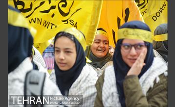 مراسم بزرگداشت روز 13 آبان 3