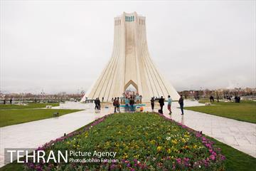 برج آزادی در نوروز  3