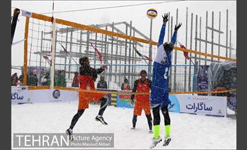 نخستین دوره مسابقات بین‌المللی «والیبال برفی» در پیست دیزین