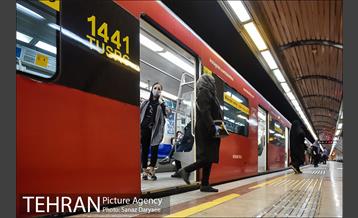 طرح فاصله گذاری اجتماعی در مترو تهران 25