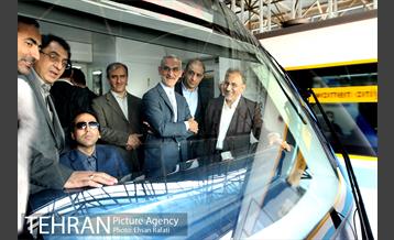 مراسم بهره برداری از 51 واگن و لکوموتیو برقی مترو تهران و حومه 1