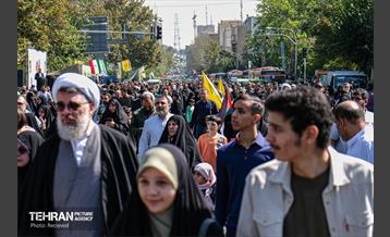 در حاشیه نماز جمعه تهران به امامت رهبر انقلاب 18
