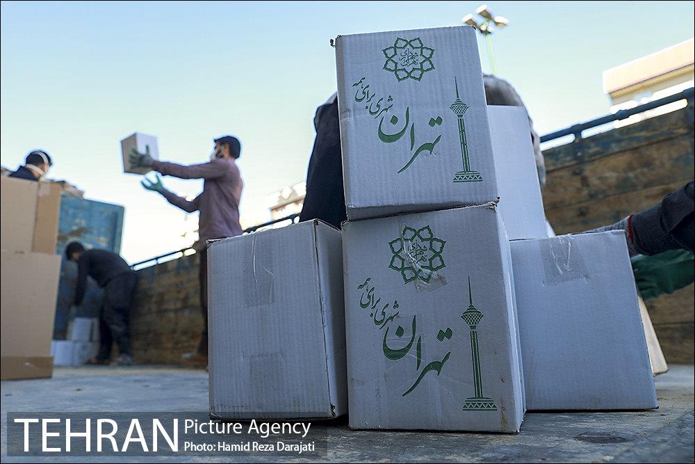 ارسال کمک های شهرداری تهران برای مردم زلزله زده سی سخت 6